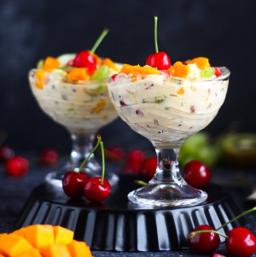 Fresh Fruit Salad with Ice Cream